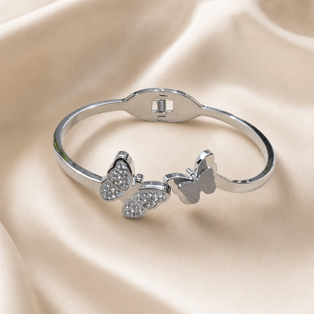 Heart Charm Bangle Bracelet