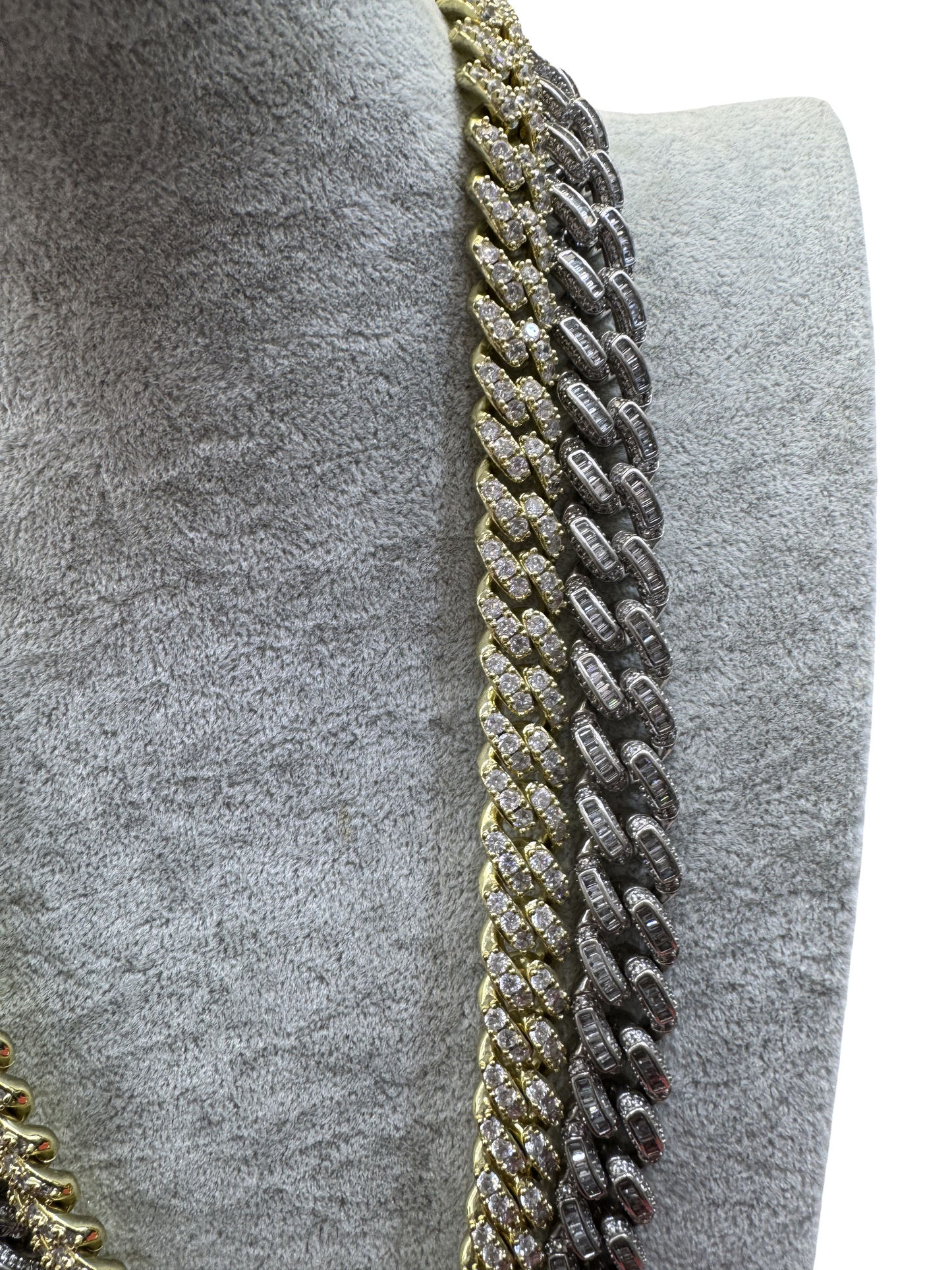 Two-Tone Cuban Link Statement Chain