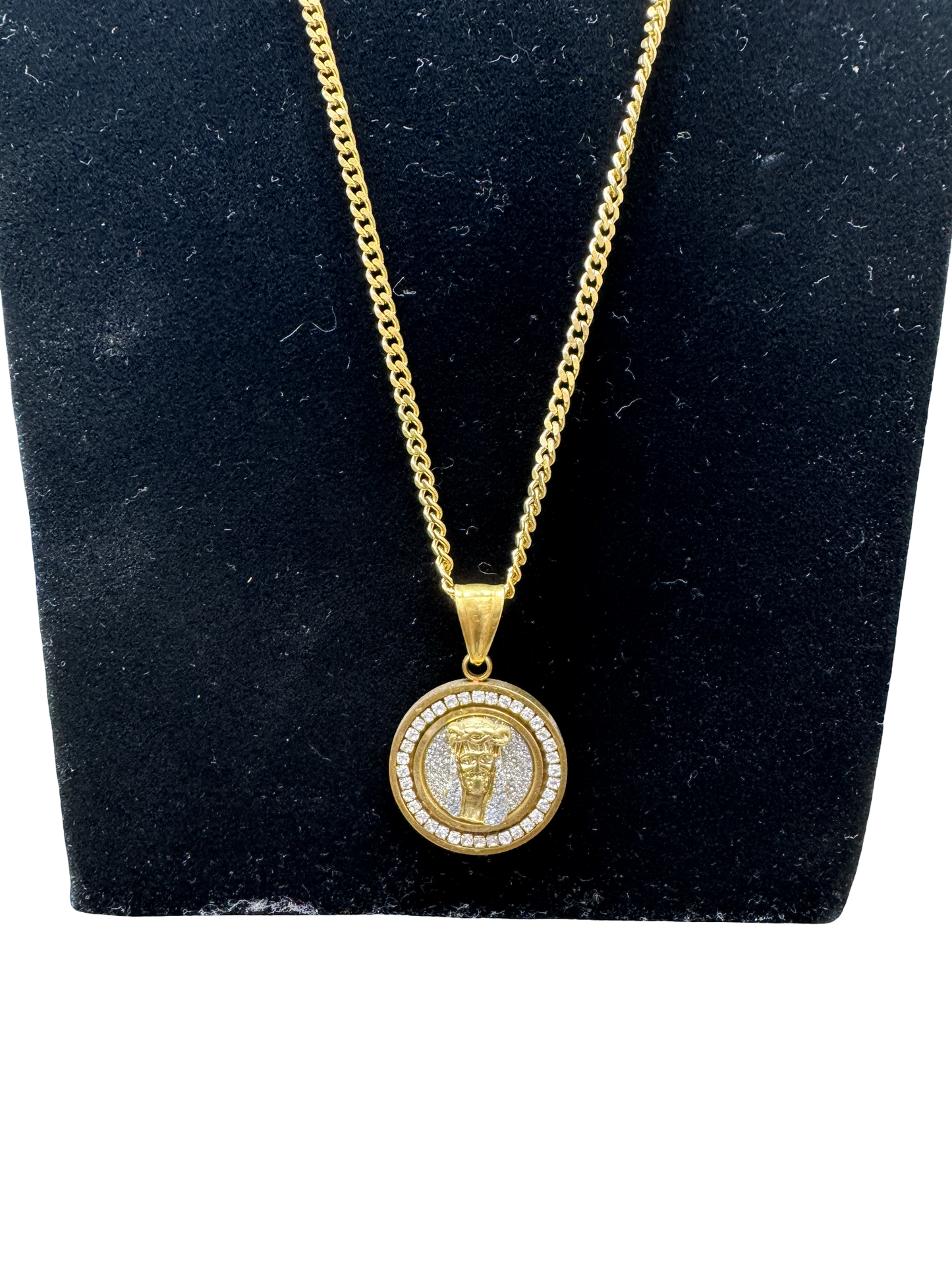 Medallion Pendant Necklace