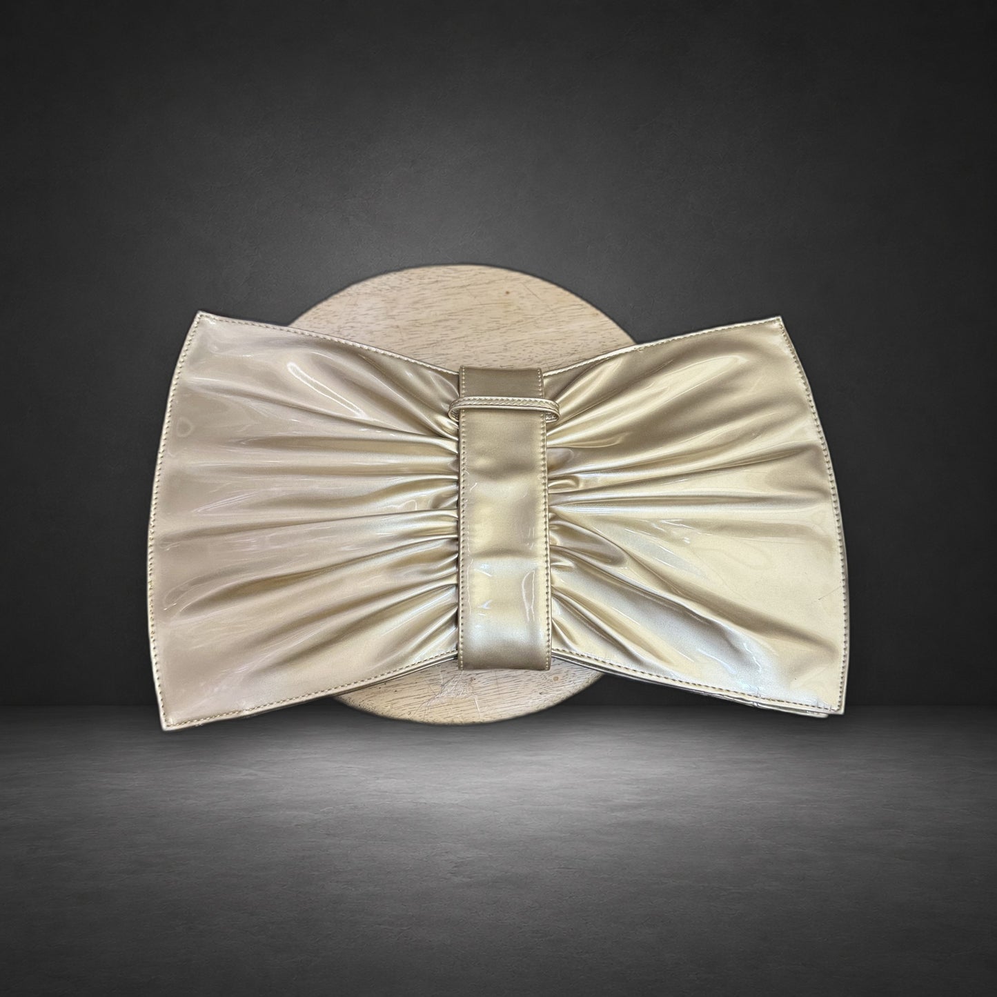 Bow Clutch